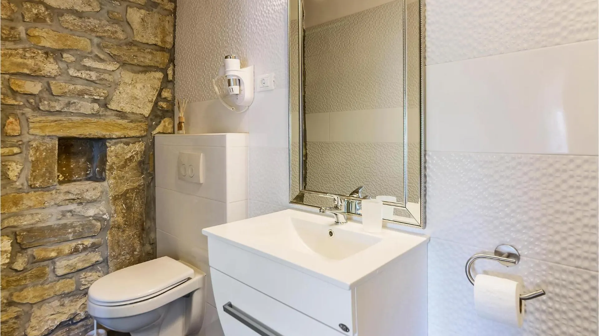 Holiday home 2 Bedroom Awesome Home In Zarecje